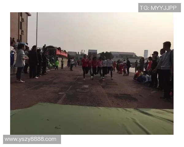 K60手机壳球星足球主题设计,完美结合运动激情与科技时尚 K60手机壳球星足球主题设计,完美结合运动激情与科技时尚