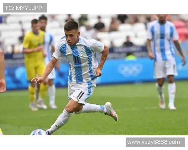 三号球星崛起 外国足球运动员如何通过不懈努力打破局限成为顶尖高手