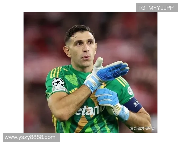 两大足球巨星因情敌暗战场外恩怨波及绿茵争锋 两大足球巨星因情敌暗战场外恩怨波及绿茵争锋