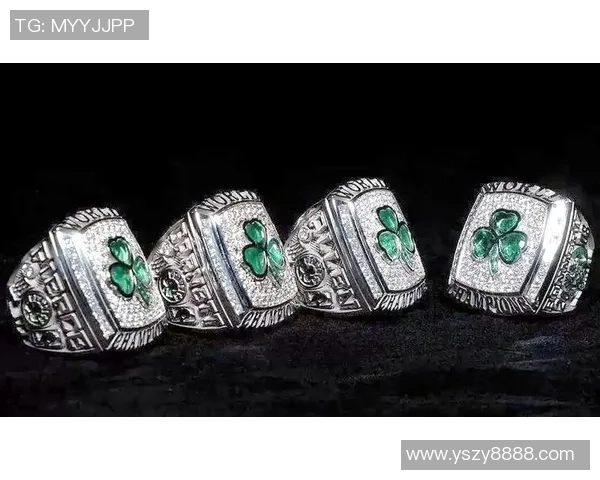 球星戒指足球荣耀传承象征团队精神与冠军梦想的璀璨见证