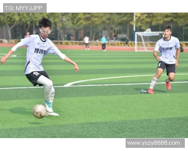 球星经典足球衣展现绿茵风采与激情岁月的独特魅力