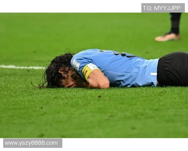 眼罩加持展现足球球星独特魅力与拼搏精神的绿茵传奇故事